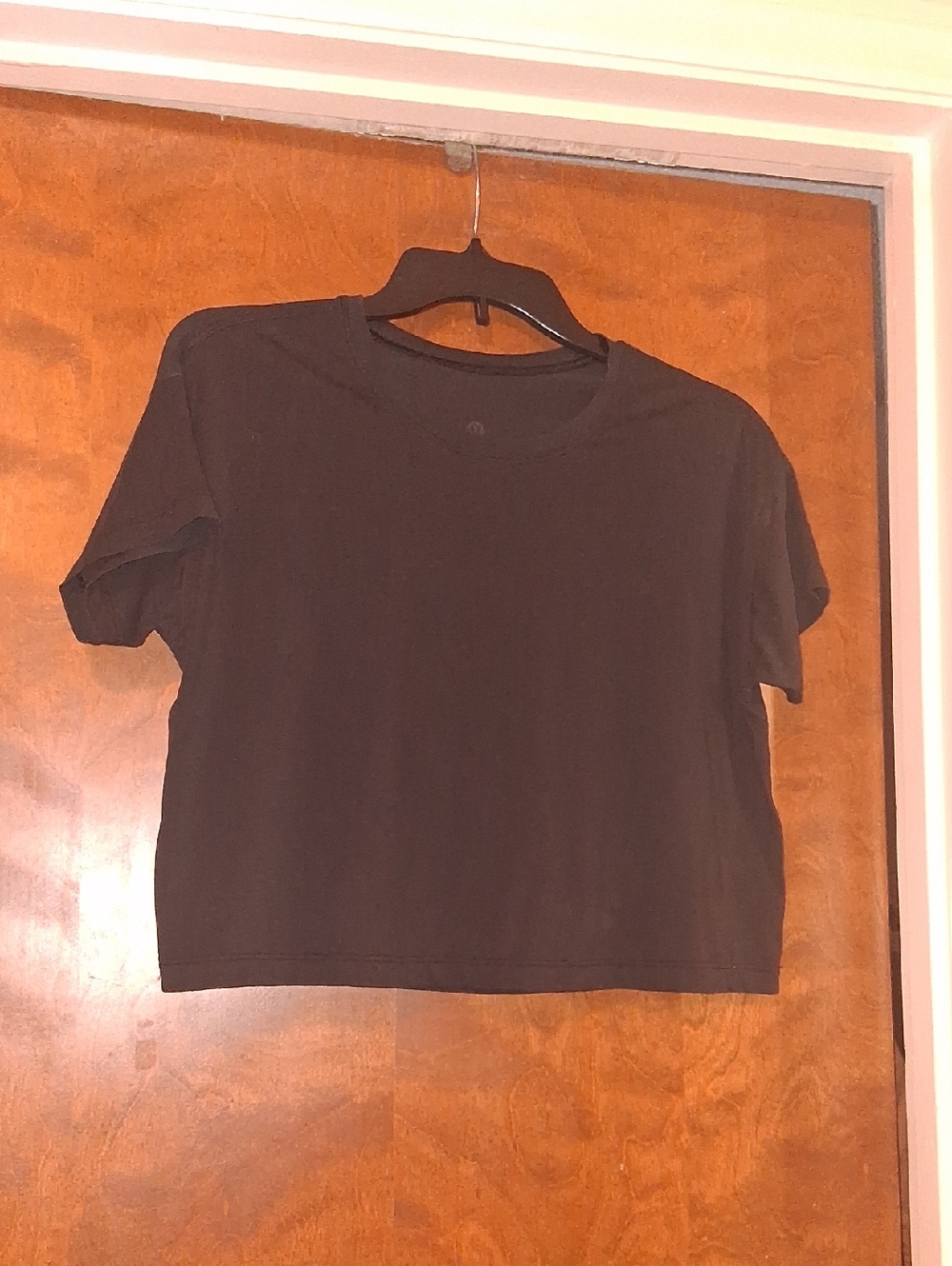 lululemon athletica Black Cropped Tee